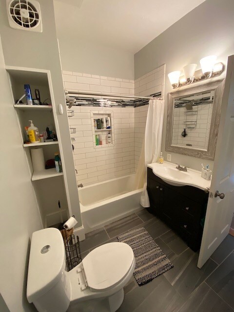 Building Photo - 91 S Washington St.