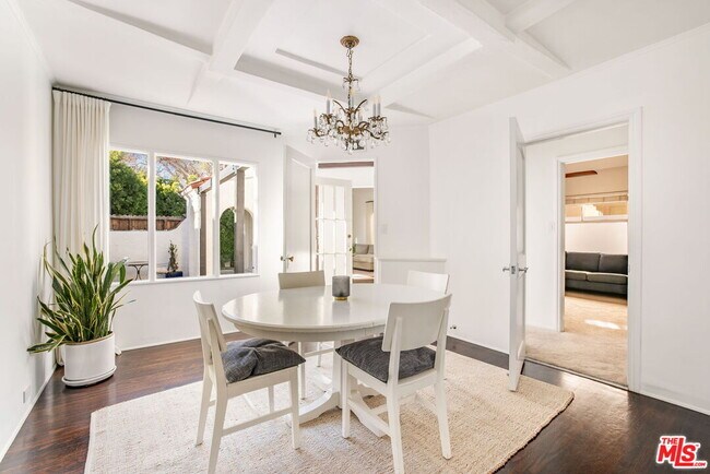 Building Photo - 360 Canon Dr