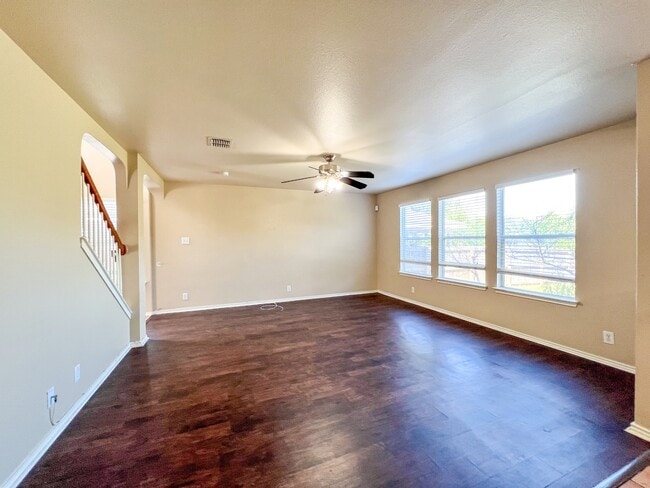 Building Photo - 218 Val Verde Dr