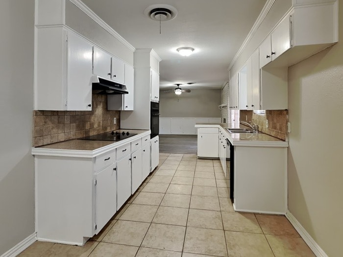 Building Photo - 5753 Wimbleton Way