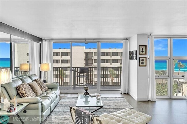 Building Photo - 525 N Ocean Blvd