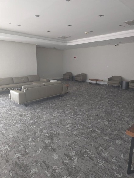 Building Photo - 1060 Brickell Ave
