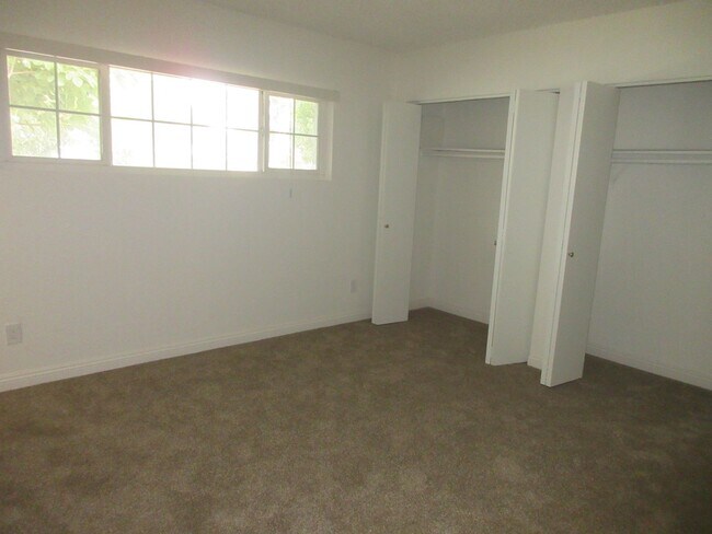 Building Photo - Duggan Property Management, Inc Presents -North Hills (4 bed, 2 bath)