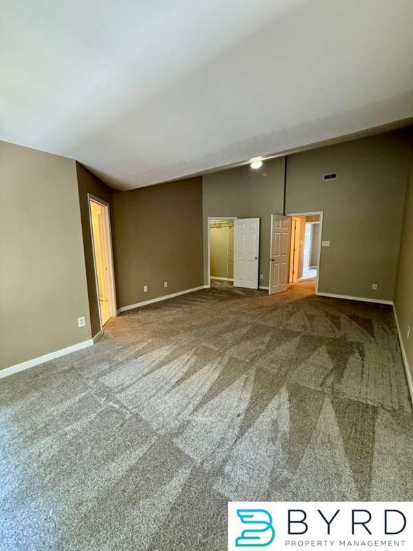 Building Photo - 1529 Olde Sage Ct