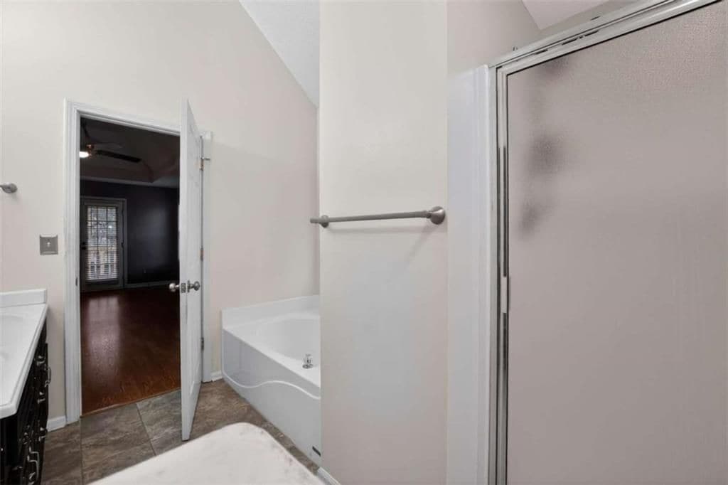 Building Photo - 630 Castlebar Way