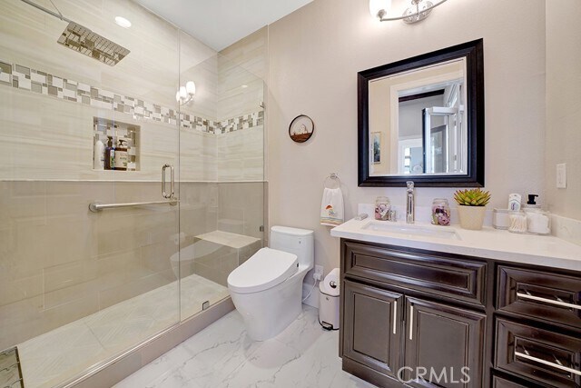 Building Photo - 75 Marbella