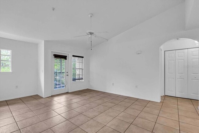 Building Photo - 7405 Vista Way