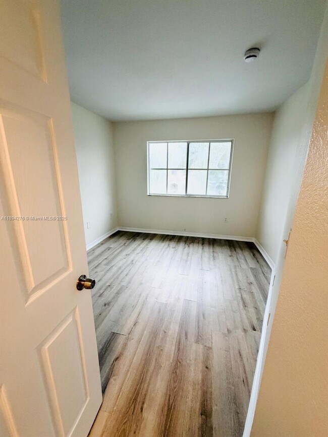 Building Photo - 26323 SW 135th Pl