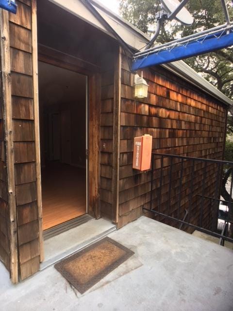 Building Photo - 1973 Bonifacio St