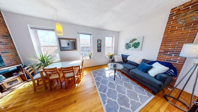 Building Photo - Architect-Designed 1BR in East Rock | Exposed Brick | Steps to Yale SOM