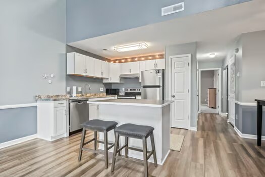 Building Photo - 1890 Auburn Ln