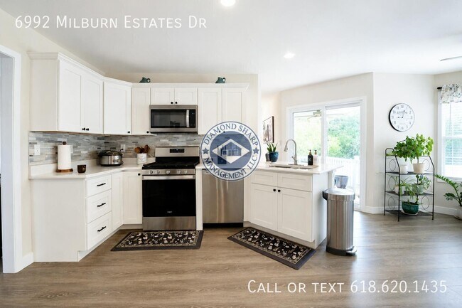 Building Photo - 6992 Milburn Estates Dr