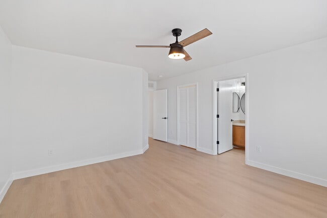 Building Photo - 3721 W Avenida Fria