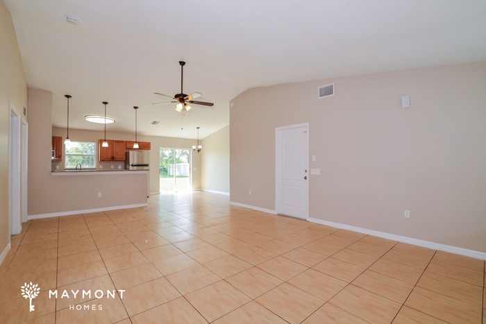 Building Photo - 529 Basil Ct