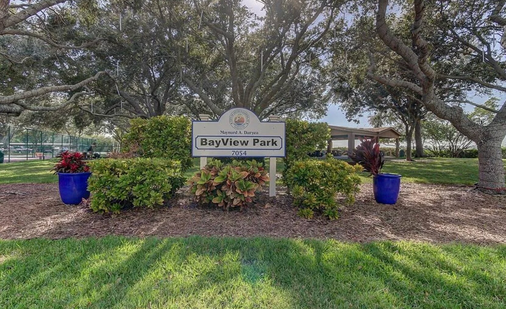 Park - 7050 Sunset Dr S