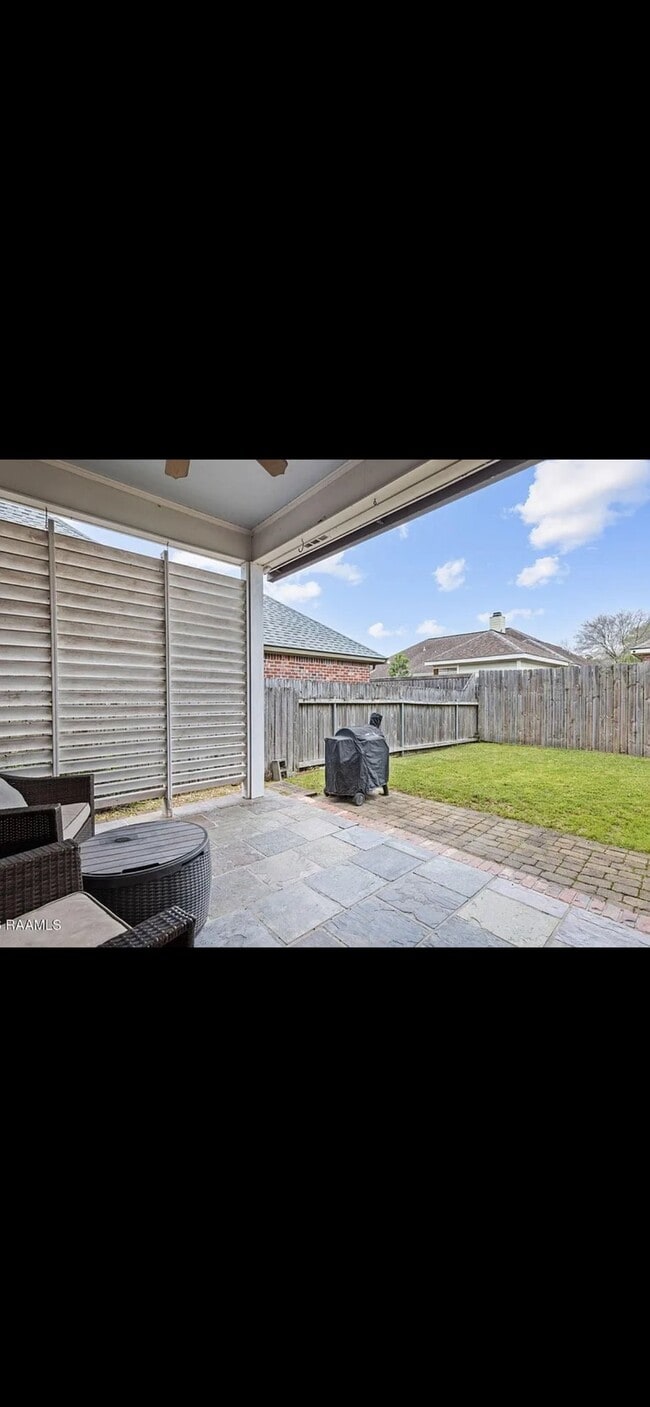 Building Photo - 119 Tonbridge Dr
