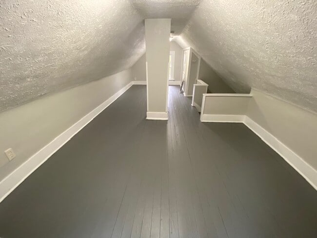 Building Photo - Updated 5-Bed, 2-Bath with Attic Suite & C...