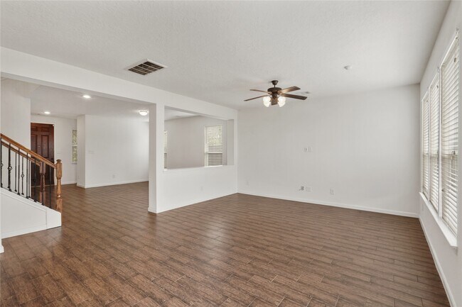 Building Photo - 22207 Woodseem Ct