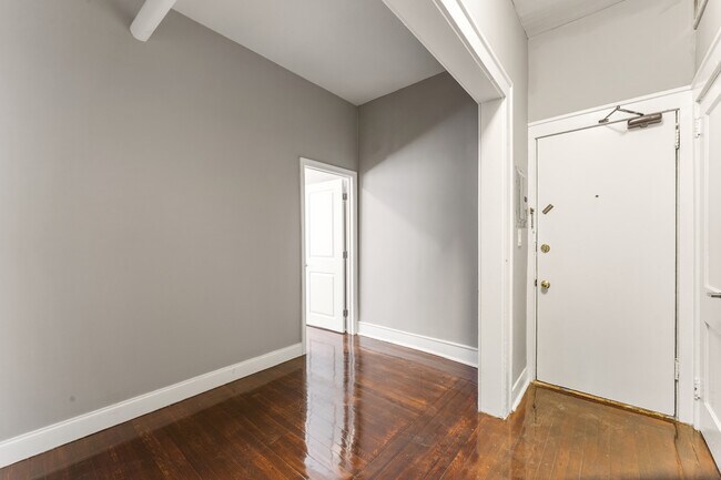 Building Photo - 12-14 Canfield St-5