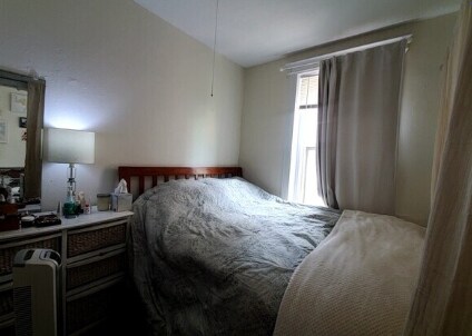 *Pictures are representative samples of the advertised unit. In some cases, the actual units you tou - 53 Pinckney St