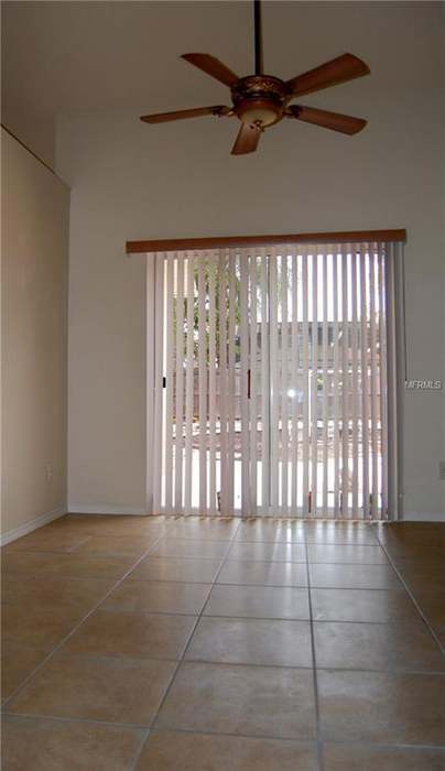 Building Photo - 2832 Oak Shore Rd