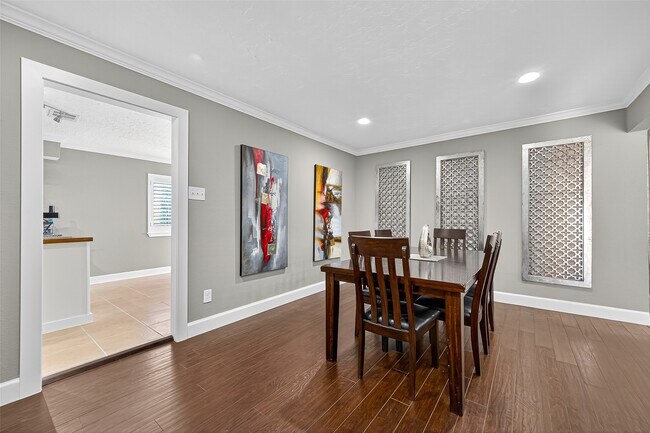 Building Photo - 5815 Green Terrace Ln