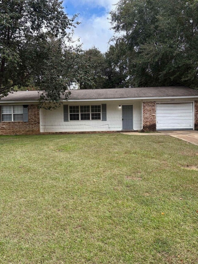 Building Photo - 2821 Little Deal Rd