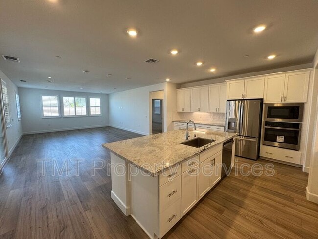 Building Photo - 5210 Peace Lily Ln