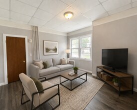 Building Photo - 1 bed/1 bath in Heritage Hill ( first floor) **Available in July**