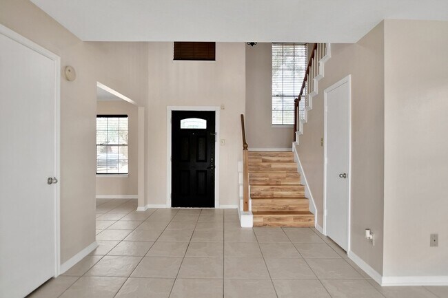 Building Photo - 2939 Sailors Moon Dr
