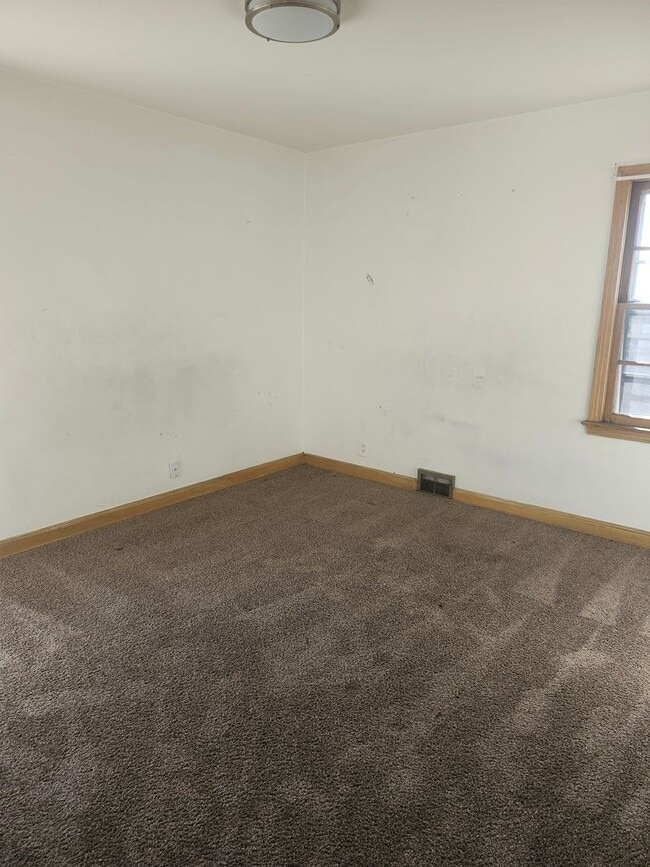 Building Photo - 3212 N 54th St