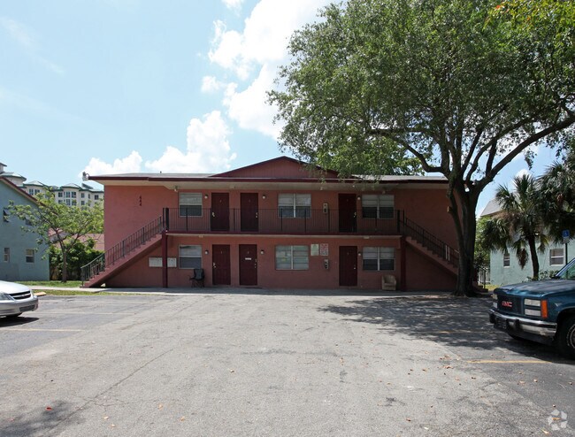 Building Photo - 433 SW 2nd Pl