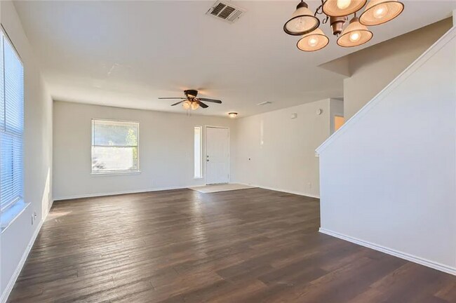 Building Photo - 15104 Sabal Palm Rd