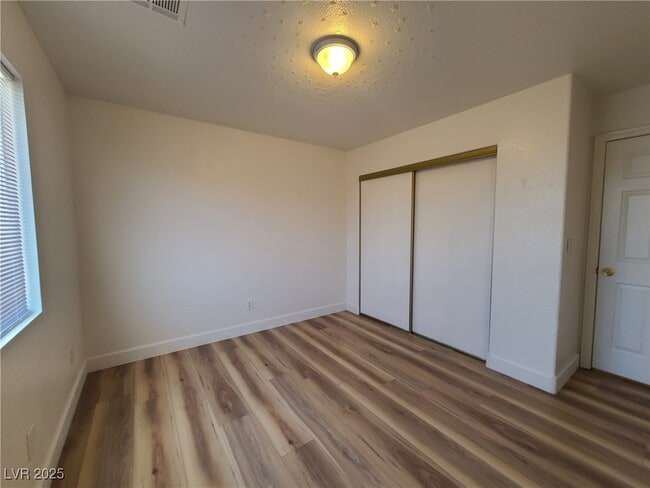 Building Photo - 1020 Pahrump Valley Blvd