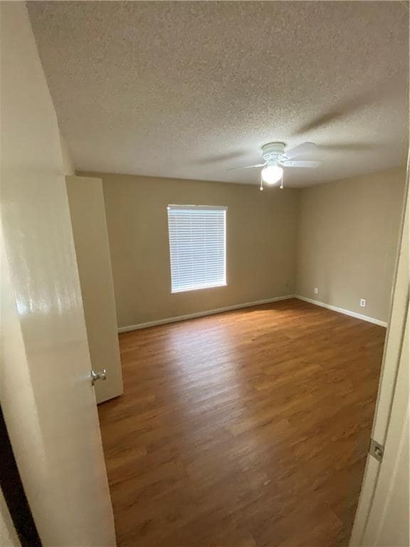 Building Photo - 1400 Fairground St