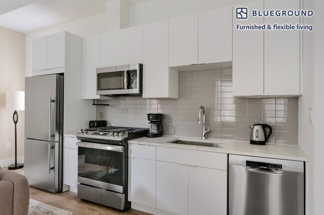 Building Photo - 1321 Rhode Island Ave NW