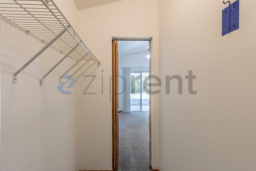 Building Photo - 7458 Carillon Ave