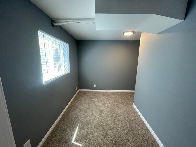 Building Photo - 2861 Cayenne Dr