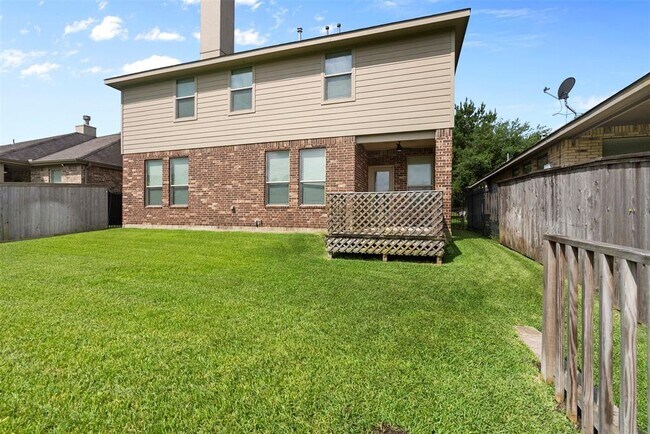 Building Photo - 38 Black Swan Ct