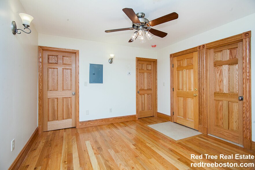 Unit 4 - 27 Phillips St