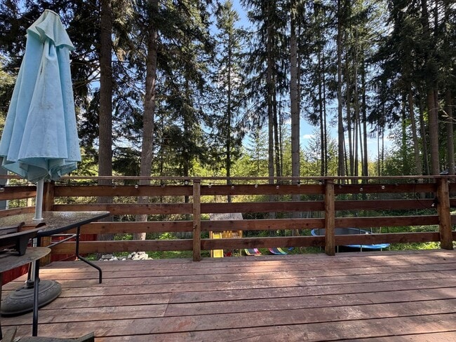 Building Photo - Spacious 4-Bedroom Home in Gated Clearwood...