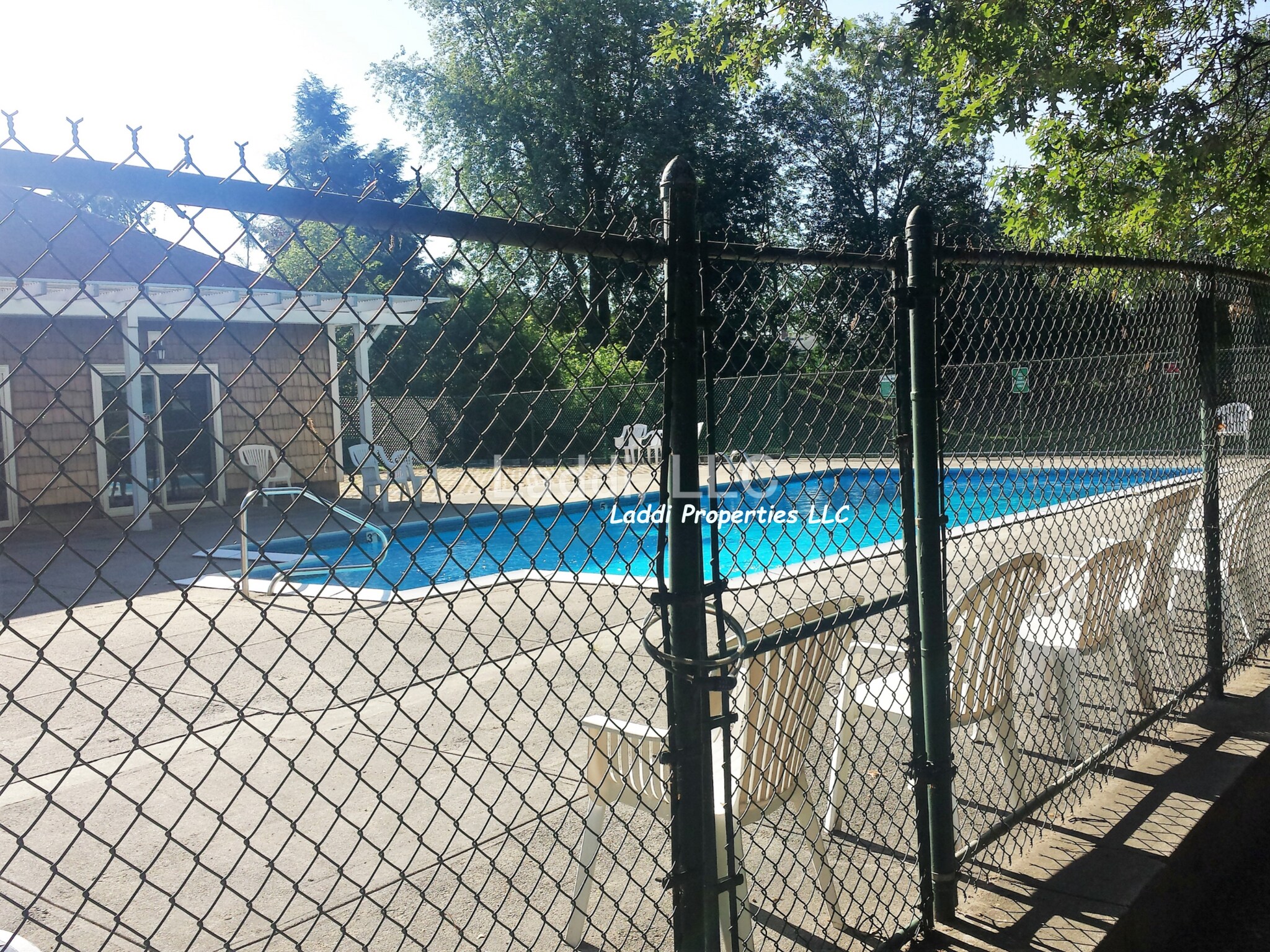 Swimming Pool - 86 Beacon St