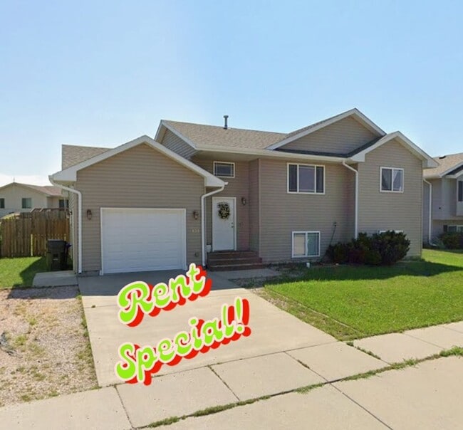 Primary Photo - ~ RENT SPECIAL ~ HOLIDAY MERRINESS ~ Beautiful 3 Bedroom, 2 Bathroom Home for Rent