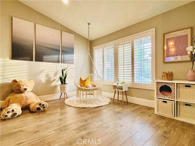 Building Photo - 750 Lincoln Ave