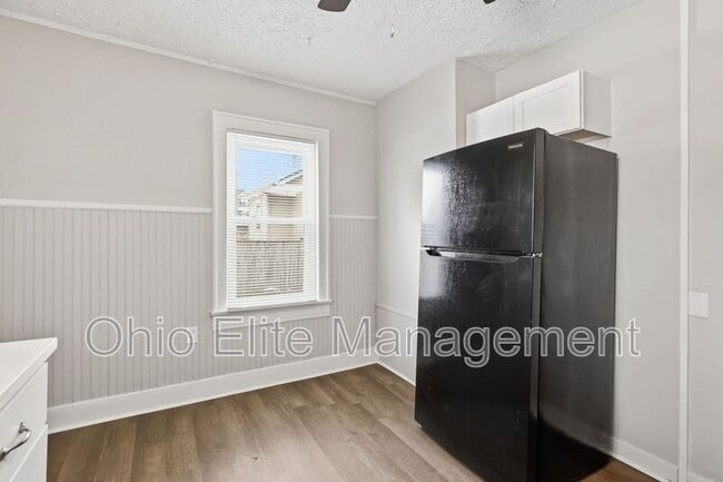 Building Photo - 783 S 18th St