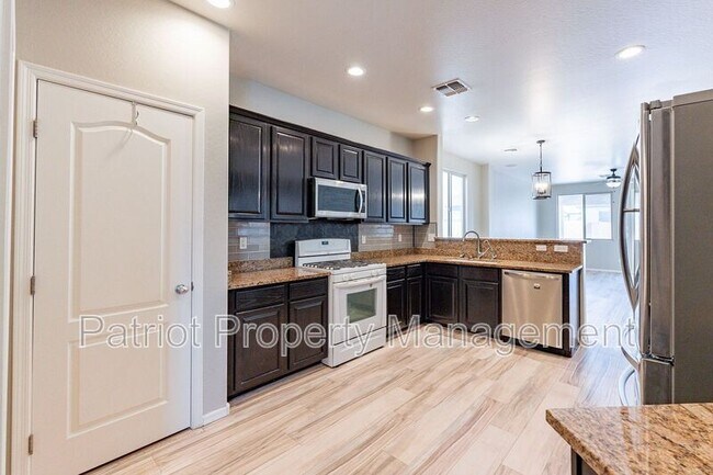 Building Photo - 329 S 172nd Dr