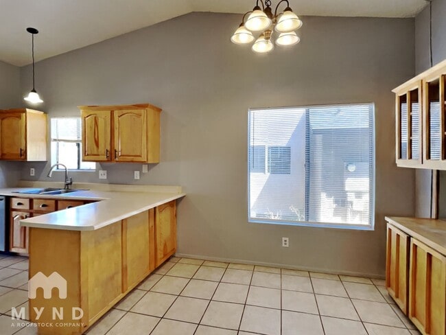 Building Photo - 213 N Jacs Pl