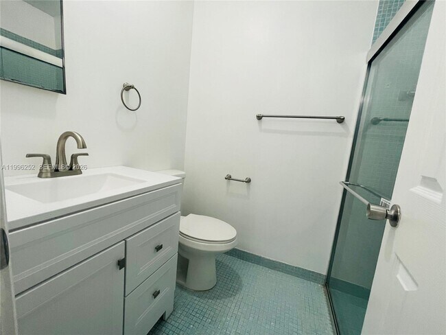 Building Photo - 16924 SW 112th Ct