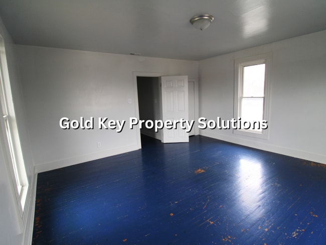 Building Photo - 1413 Walnut St