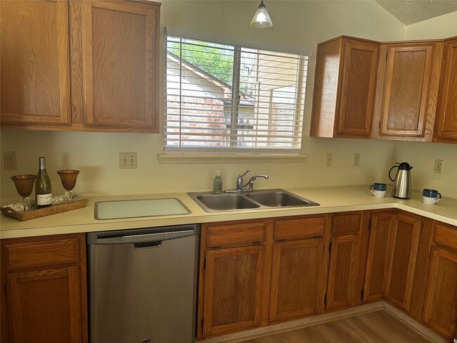 Building Photo - 3044 High Plains Dr